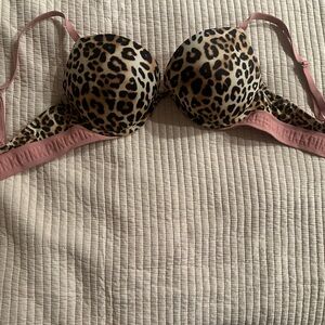 PINK Victoria’s Secret push up bra size 36C